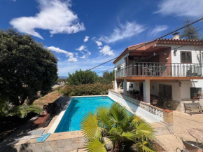 Country house Godall